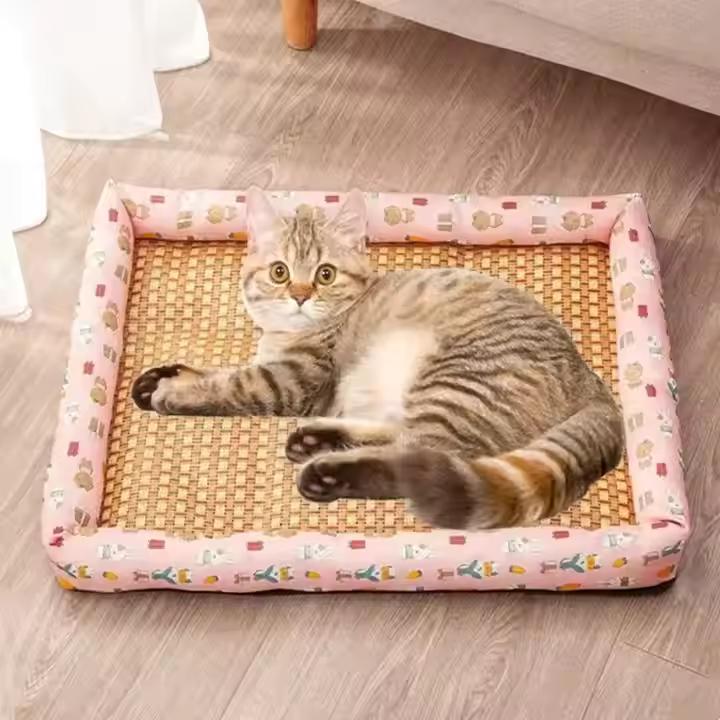 Sophisticated Washable Linen Pet Sleeping Bed with Bamboo Mat